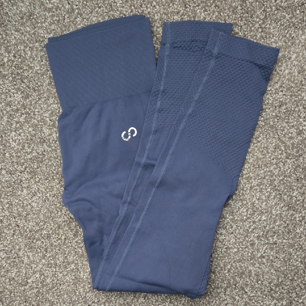 CNC Navy Scrunch Leggings